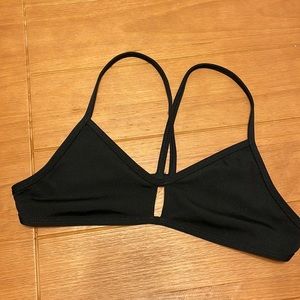 Jolyn Bennet 2 top